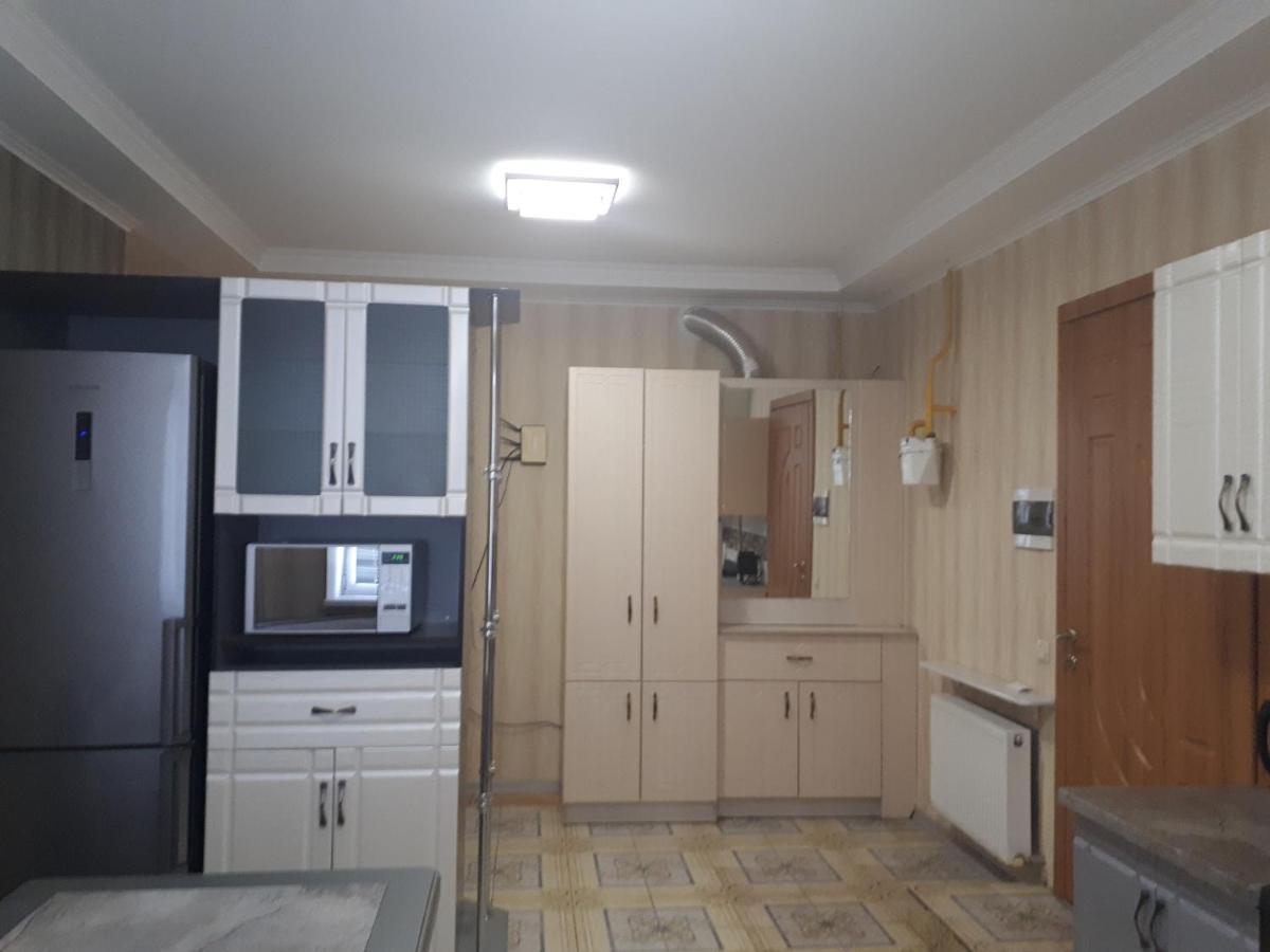 Apartment 2 комн. 5 мест, 10 мин. до центра *
